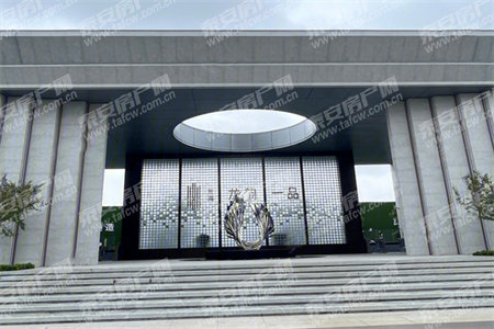 南湖稀缺顶跃花园房，住家户精装修品质有保障